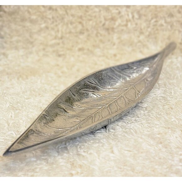 Martha Stewart Pewter Leaf Dish - Picture 10 of 10